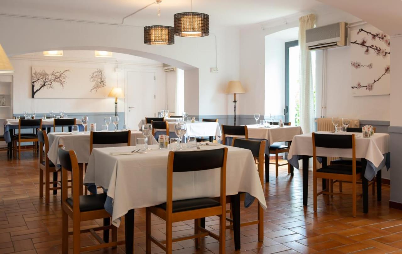 Hostal La Salut De Terrades Exteriér fotografie